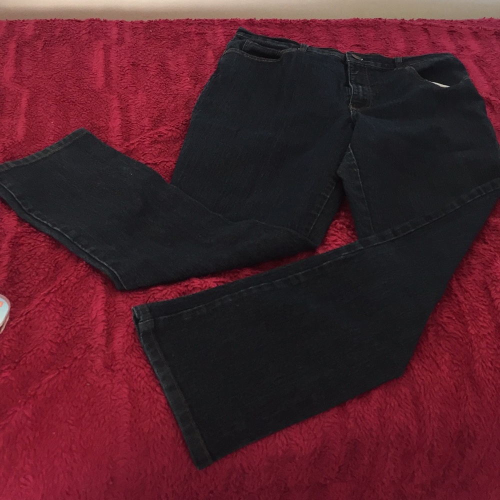 BASIC EDITIONS Jeans.  Classic Fit Size 14